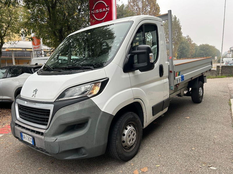 Peugeot Boxer Telaio 335 2.0 BlueHDi 130CV PL Cassonato Acciaio del 2018 usata a Casalgrande