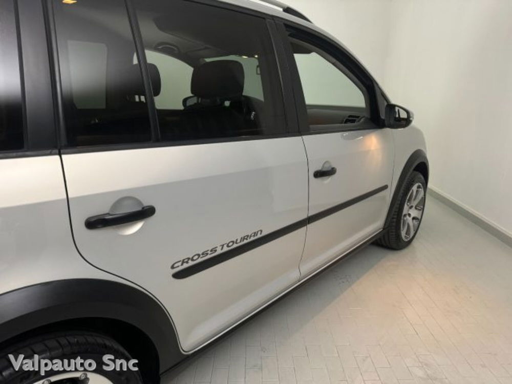 Volkswagen Touran usata a Verona (5)