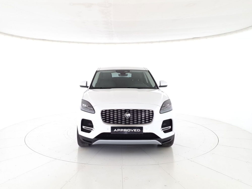 Jaguar E-Pace usata a Monza e Brianza (8)