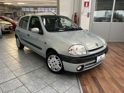 Renault Clio Storia 1.2 5 porte GPL Confort del 2000 usata a Vignola