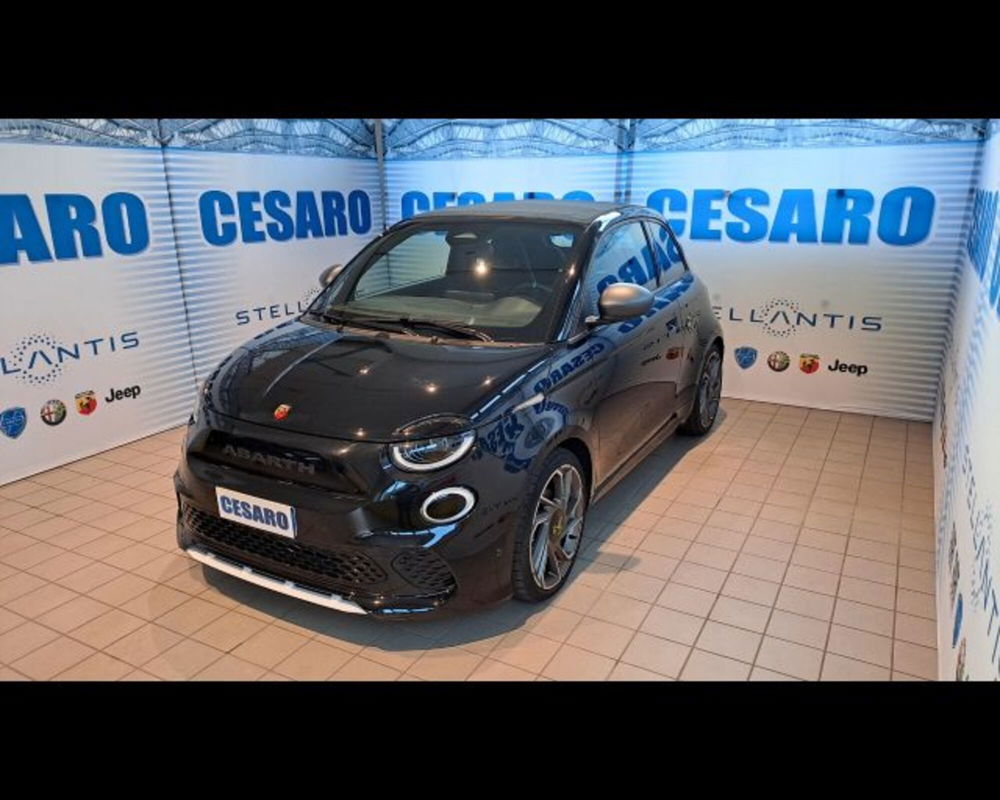 Abarth 500e Cabrio usata a Aosta