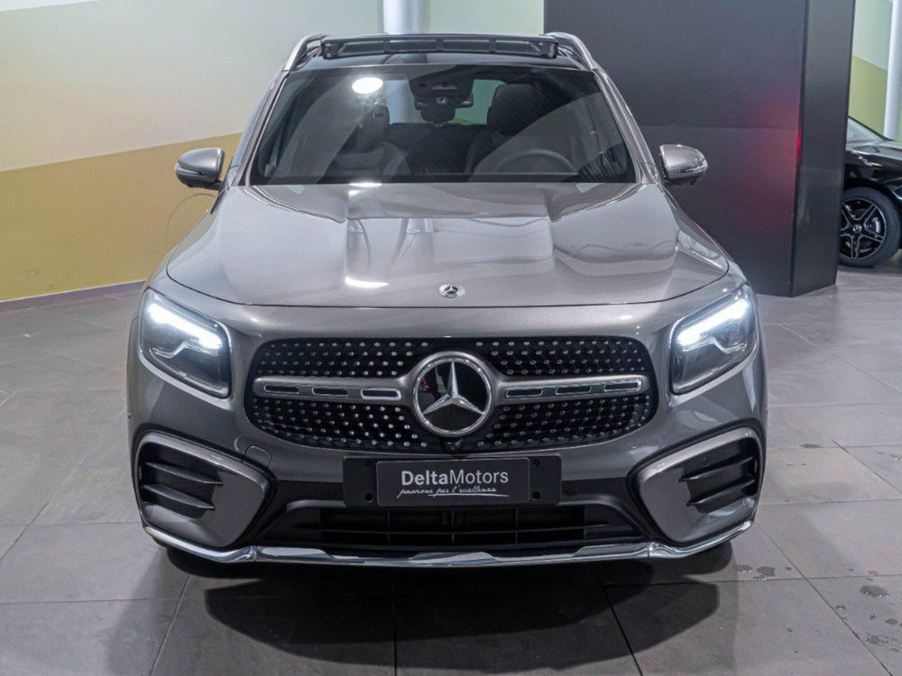 Mercedes-Benz GLB nuova a Ancona (2)