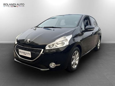 Peugeot 208 VTi 82 CV 5 porte Allure  del 2014 usata a Alessandria