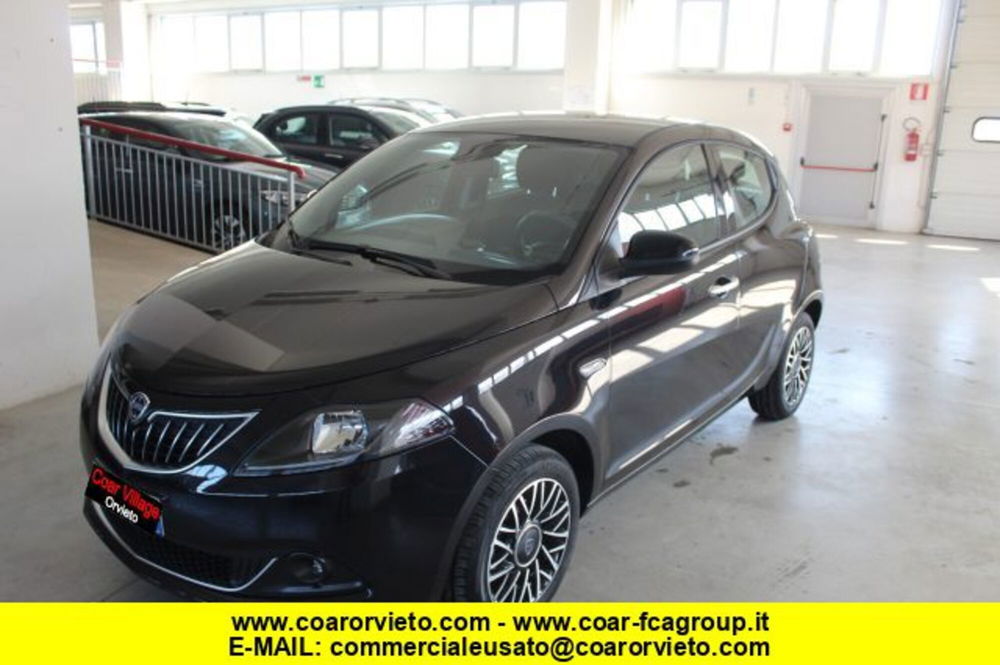 Lancia Ypsilon usata a Terni