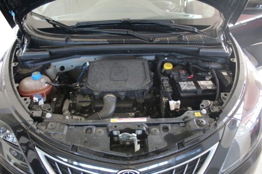 Lancia Ypsilon usata a Terni (20)