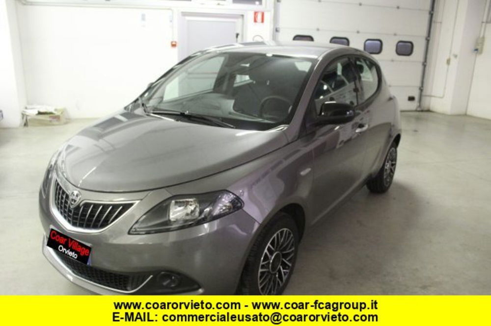 Lancia Ypsilon usata a Terni