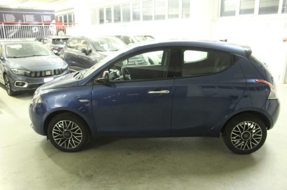 Lancia Ypsilon usata a Terni (3)