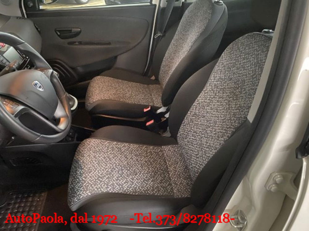 Lancia Ypsilon usata a Verona (6)