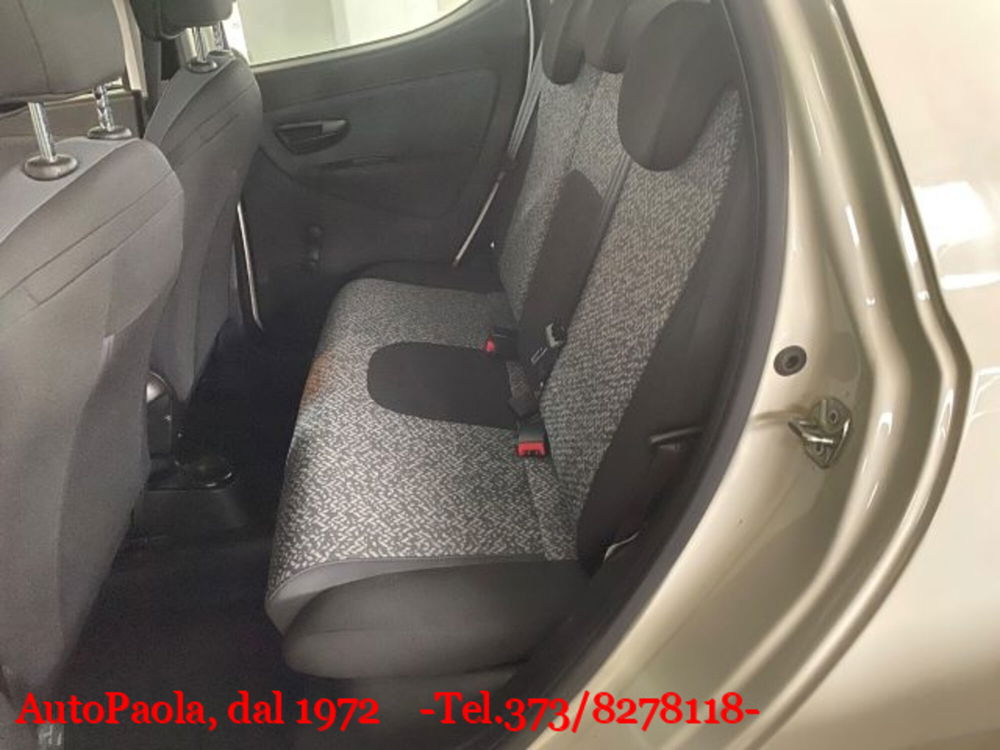 Lancia Ypsilon usata a Verona (7)