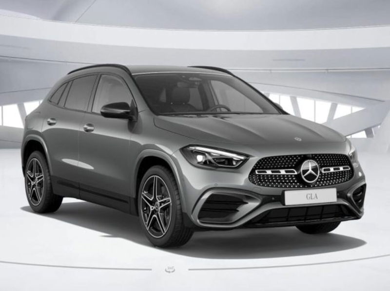 Mercedes-Benz GLA SUV 250 e phev AMG Line Advanced Plus auto nuova a Verona