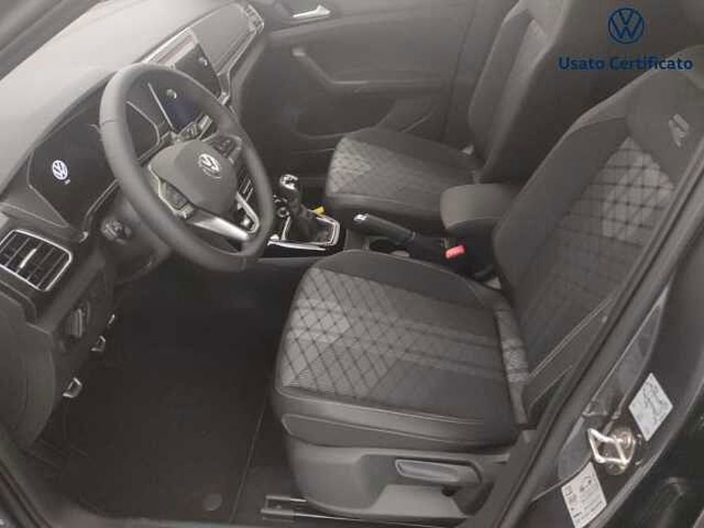 Volkswagen T-Cross nuova a Varese (10)