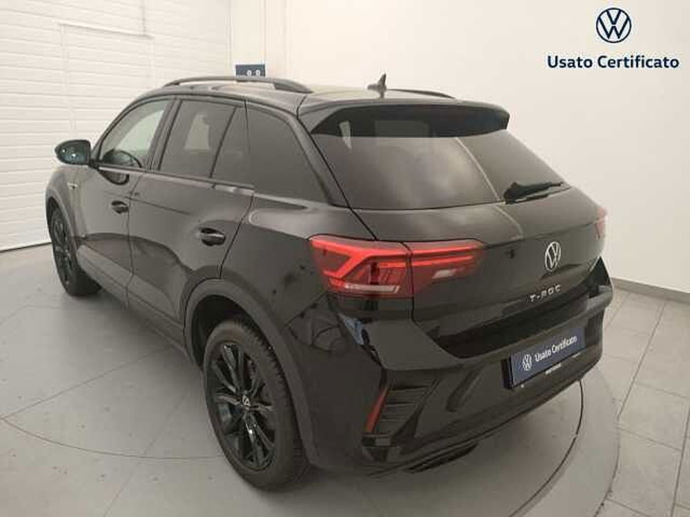 Volkswagen T-Roc nuova a Varese (8)