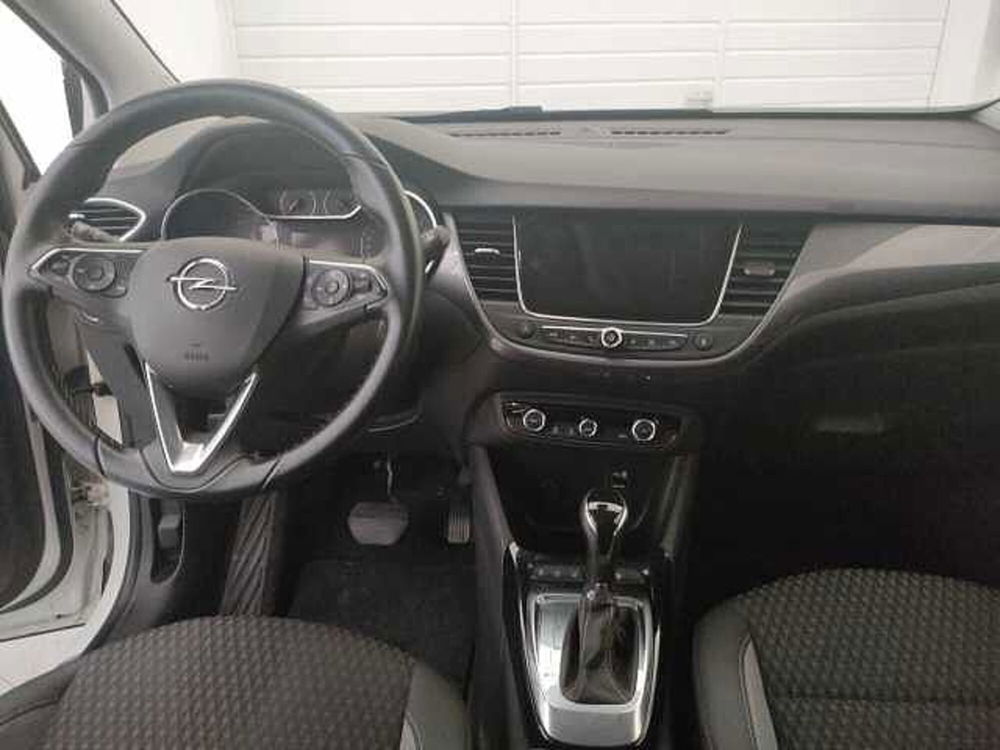 Opel Crossland X usata a Varese (15)