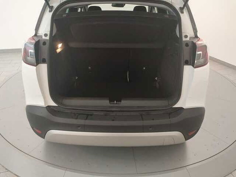 Opel Crossland X usata a Varese (9)