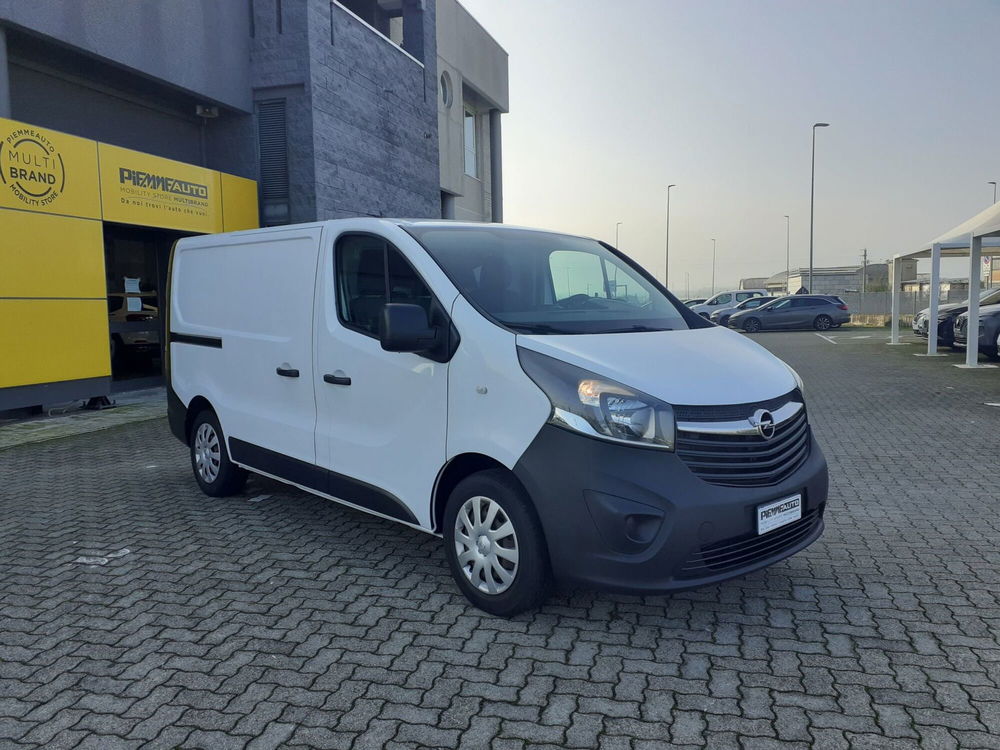 Opel Vivaro Furgone usata a Parma