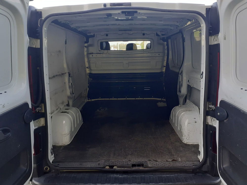 Opel Vivaro Furgone usata a Parma (9)