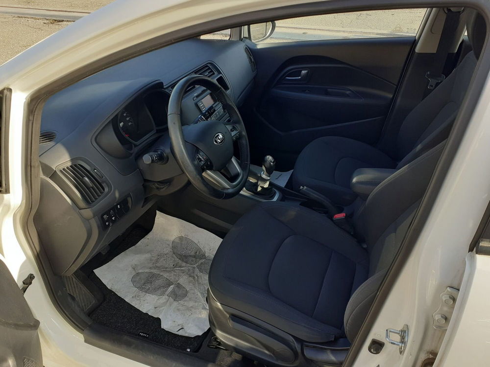 Kia Rio usata a Parma (7)