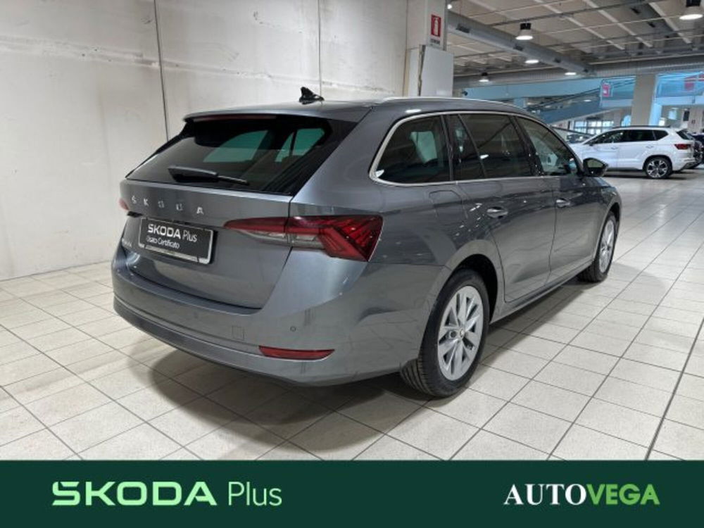 Skoda Octavia Station Wagon nuova a Vicenza (4)