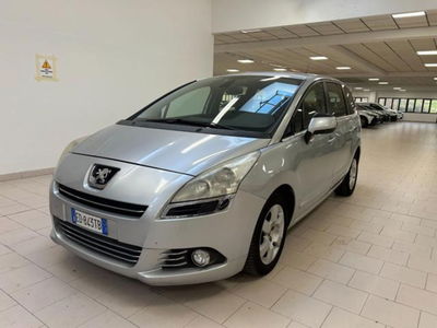 Peugeot 5008 2.0 HDi 150CV Business  del 2011 usata a Bra