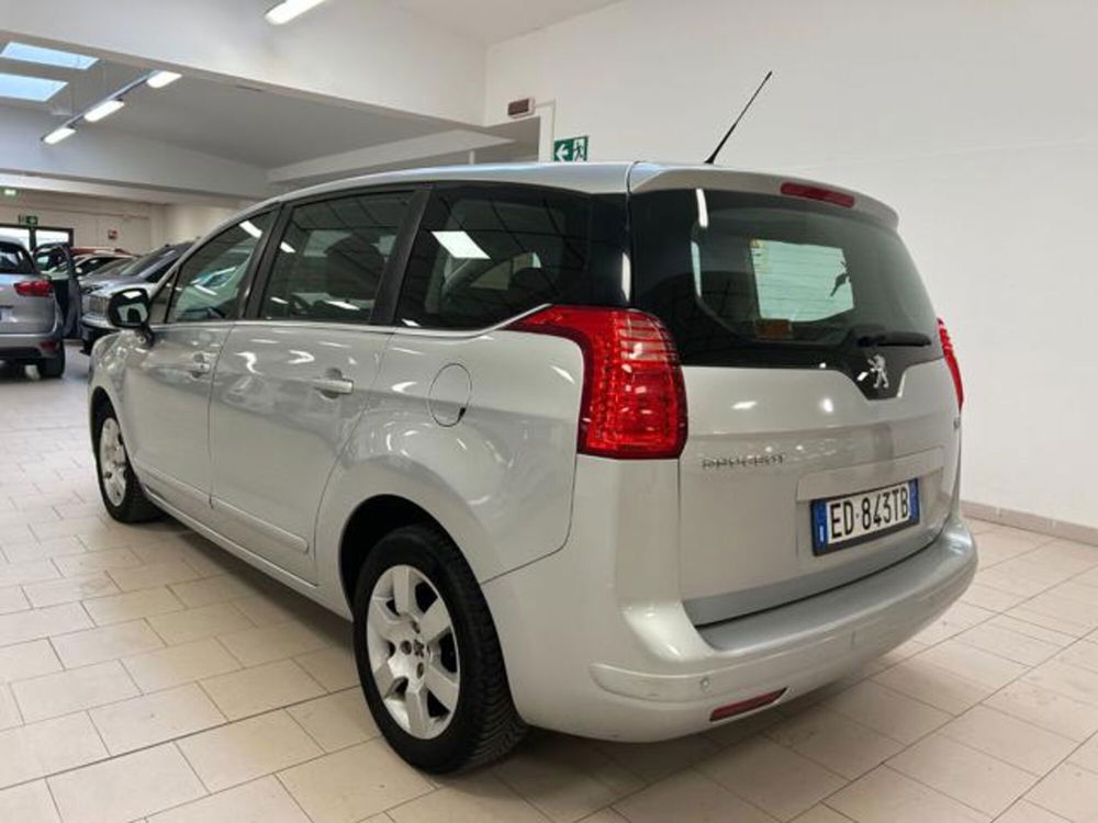 Peugeot 5008 usata a Cuneo (10)