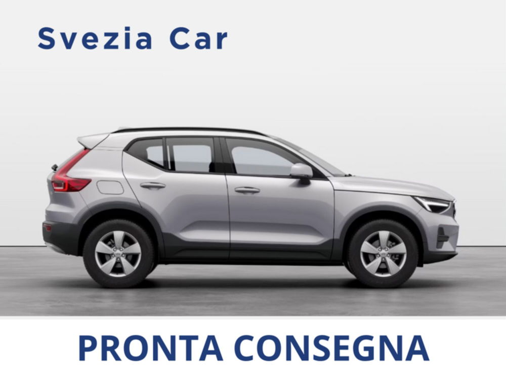 Volvo XC40 nuova a Milano (2)