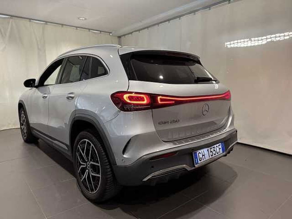 Mercedes-Benz EQA usata a Genova (3)