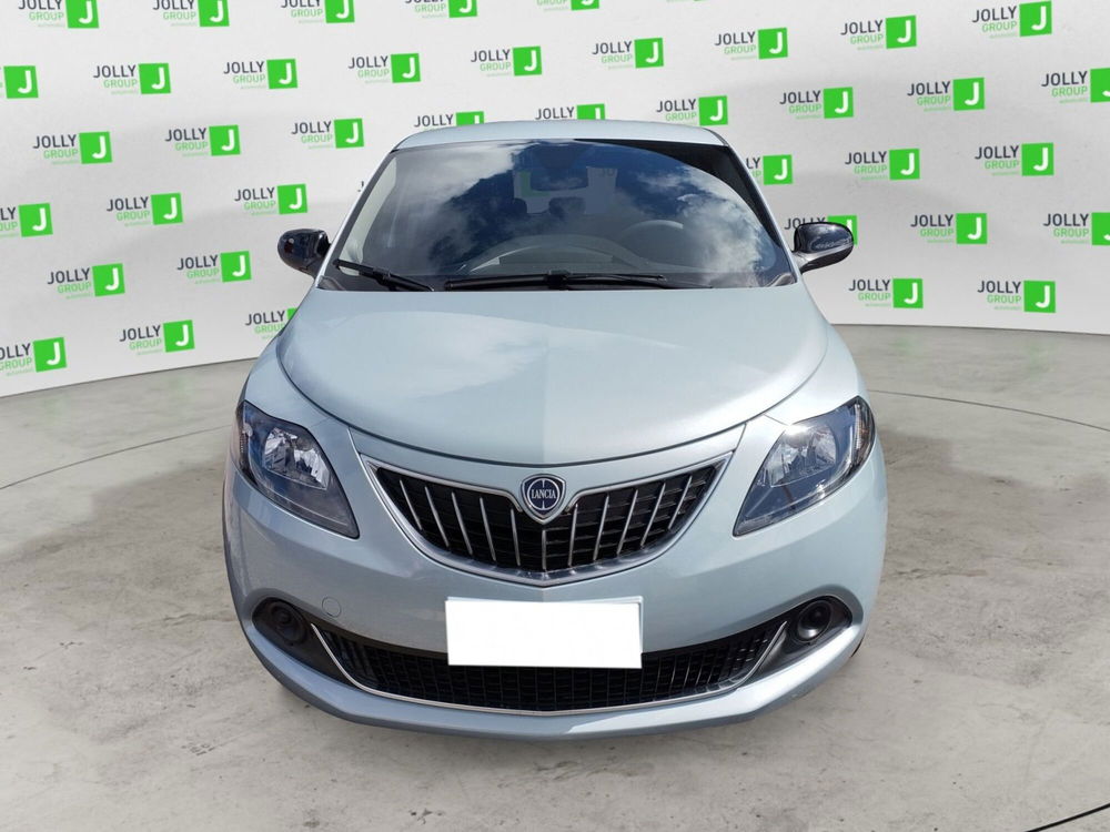 Lancia Ypsilon nuova a Frosinone (2)