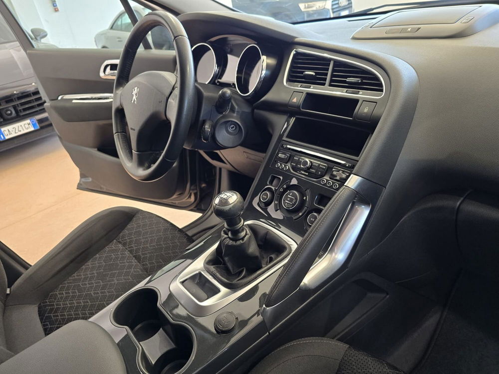 Peugeot 3008 usata a Rimini (9)