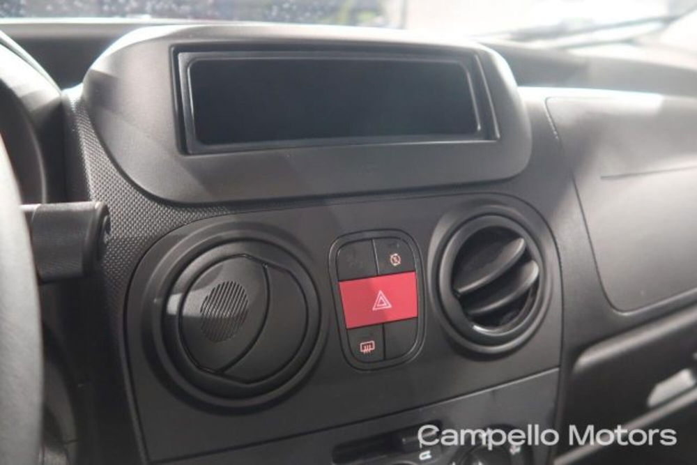 Fiat Fiorino nuova a Venezia (10)