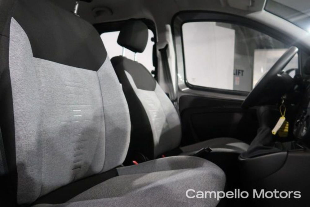 Fiat Fiorino nuova a Venezia (14)