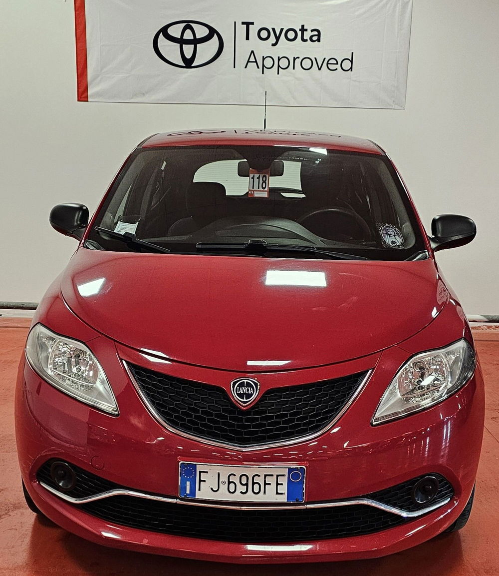 Lancia Ypsilon usata a Messina (2)