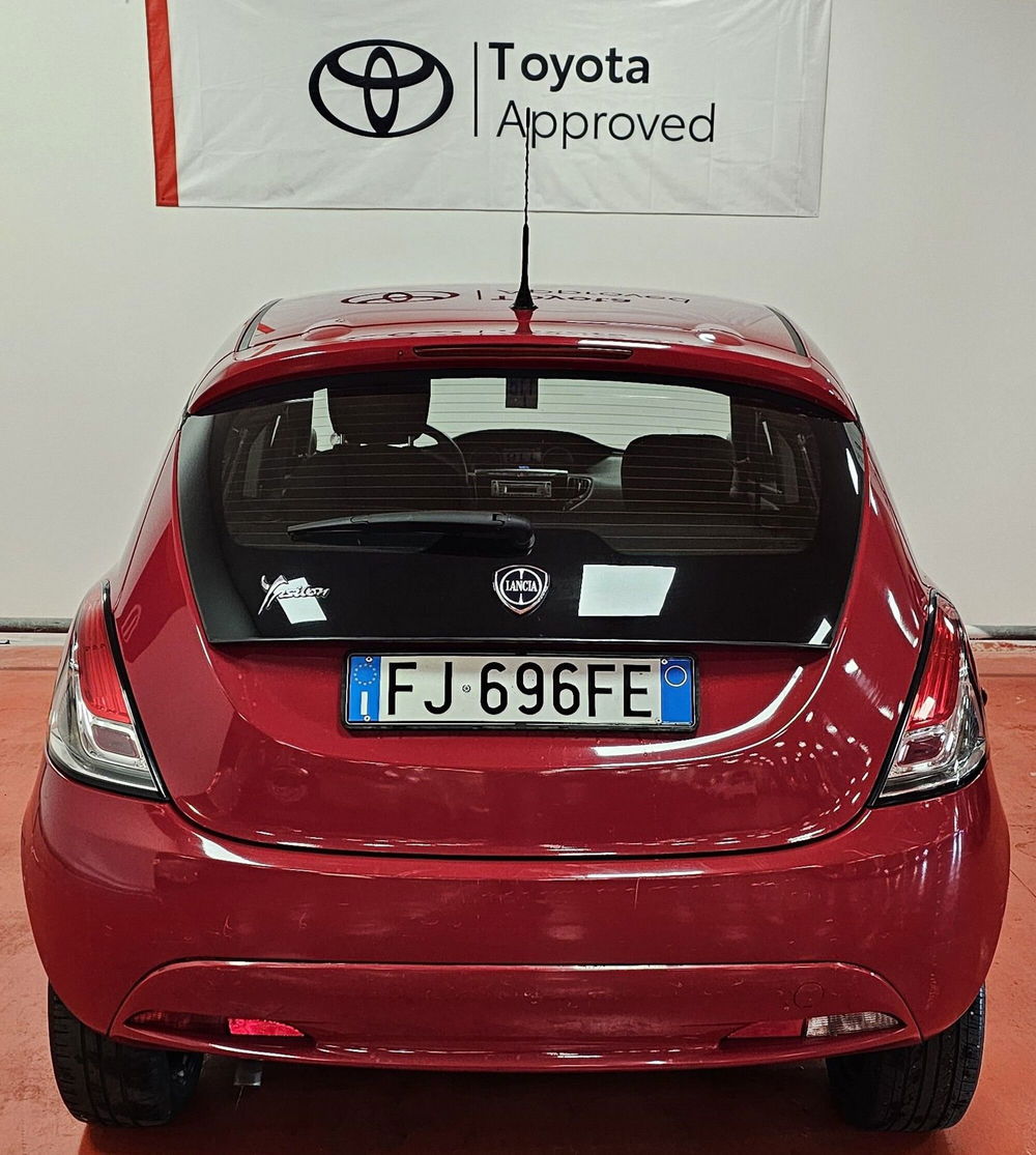 Lancia Ypsilon usata a Messina (4)