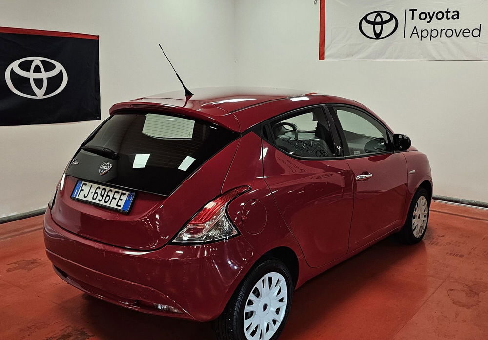 Lancia Ypsilon usata a Messina (5)