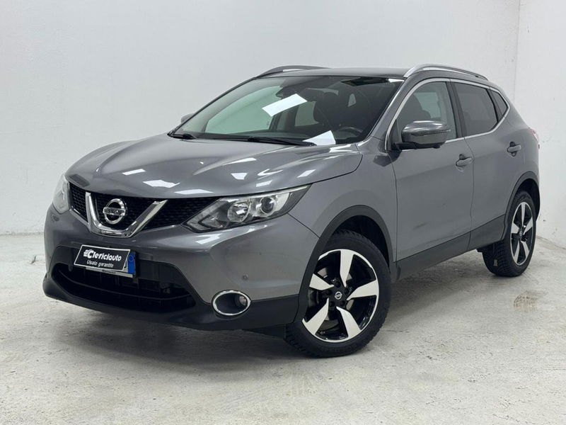 Nissan Qashqai 1.6 dCi 2WD 360  del 2015 usata a Lurate Caccivio