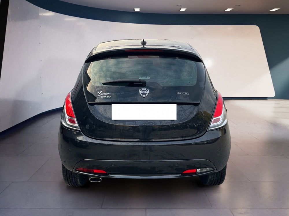 Lancia Ypsilon usata a Torino (4)