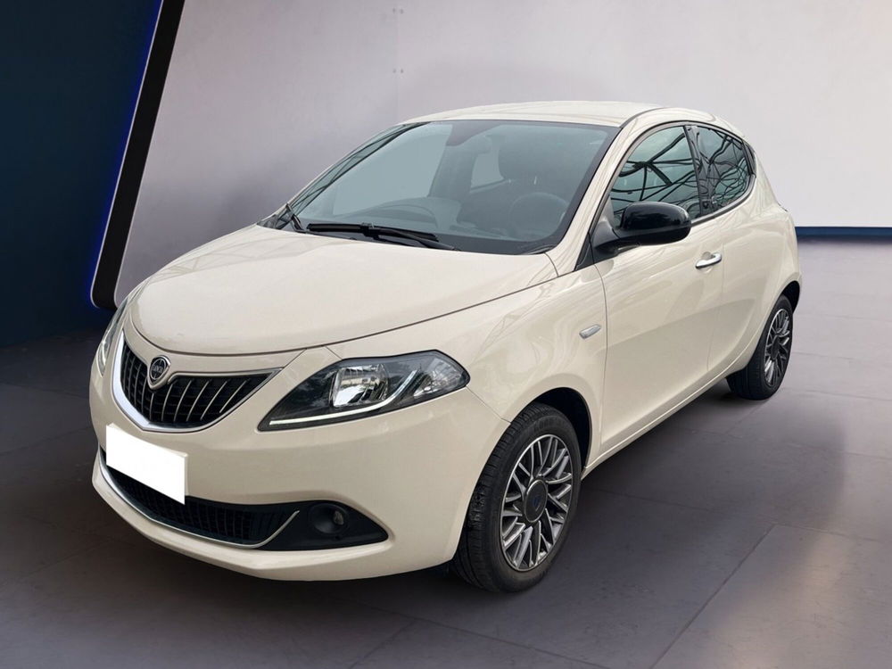 Lancia Ypsilon usata a Torino (2)