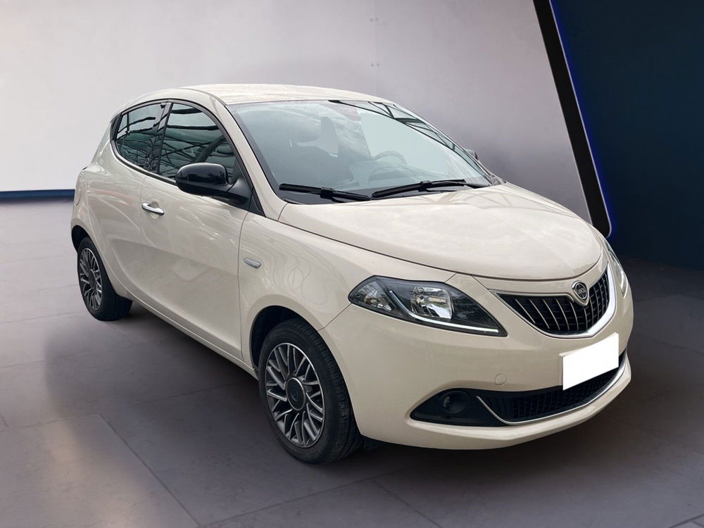 Lancia Ypsilon usata a Torino (3)