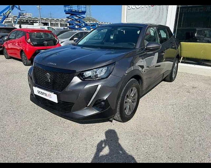 Peugeot 2008 PureTech 130 S&amp;S Active del 2020 usata a Livorno