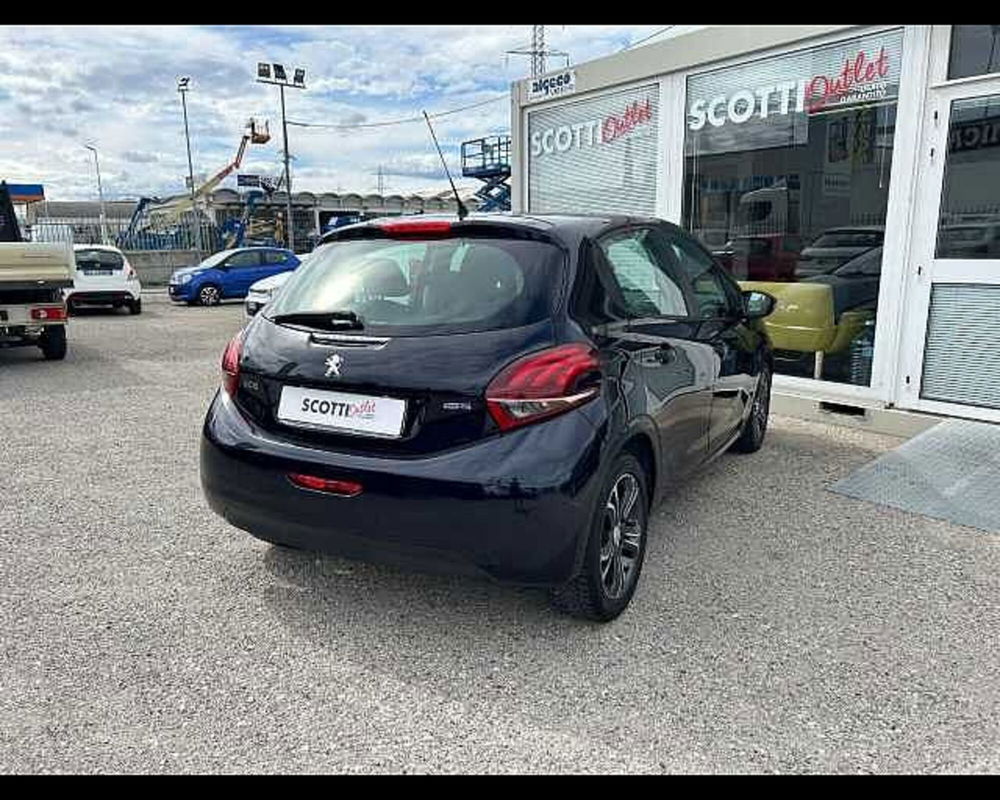 Peugeot 208 usata a Livorno (4)