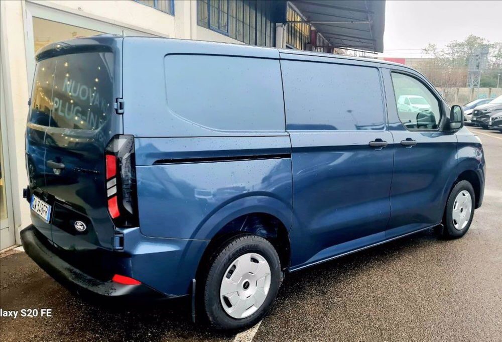 Ford Transit Custom Furgone nuova a Milano (6)