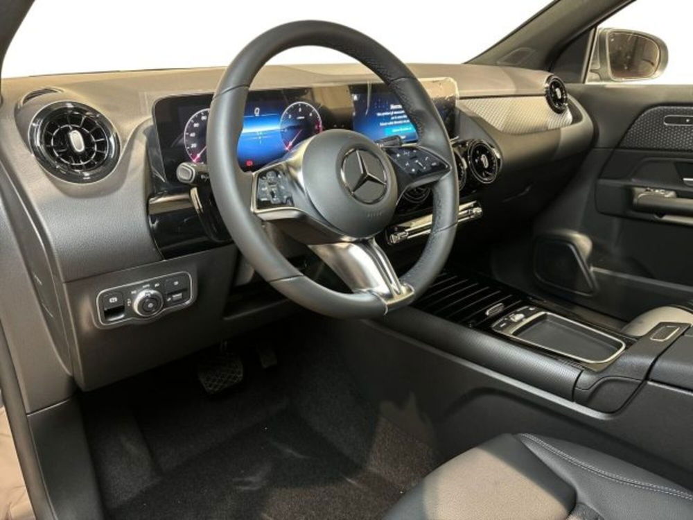 Mercedes-Benz GLA SUV nuova a Bologna (11)