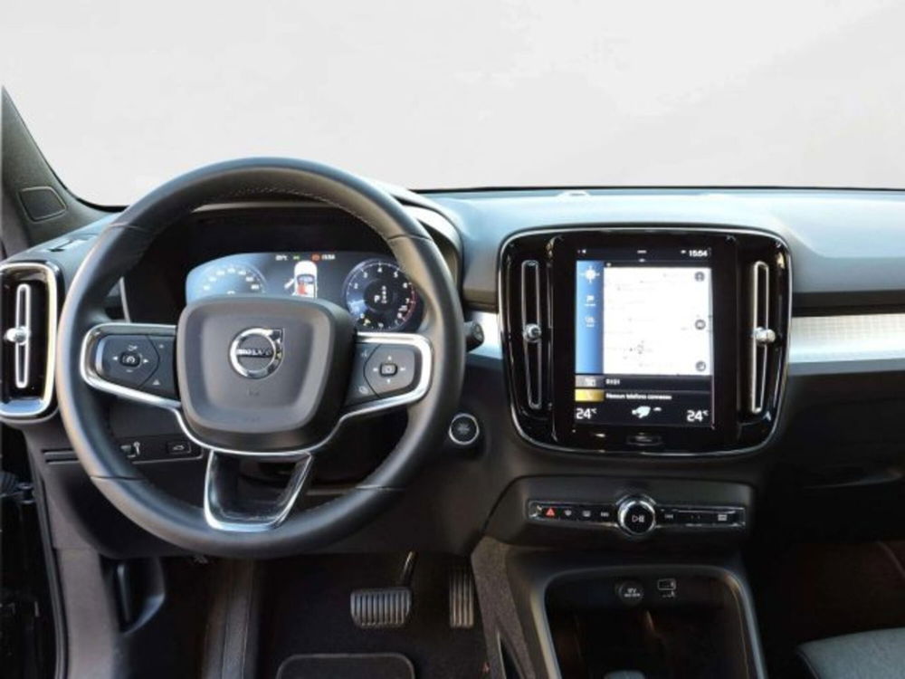 Volvo XC40 usata a Firenze (13)