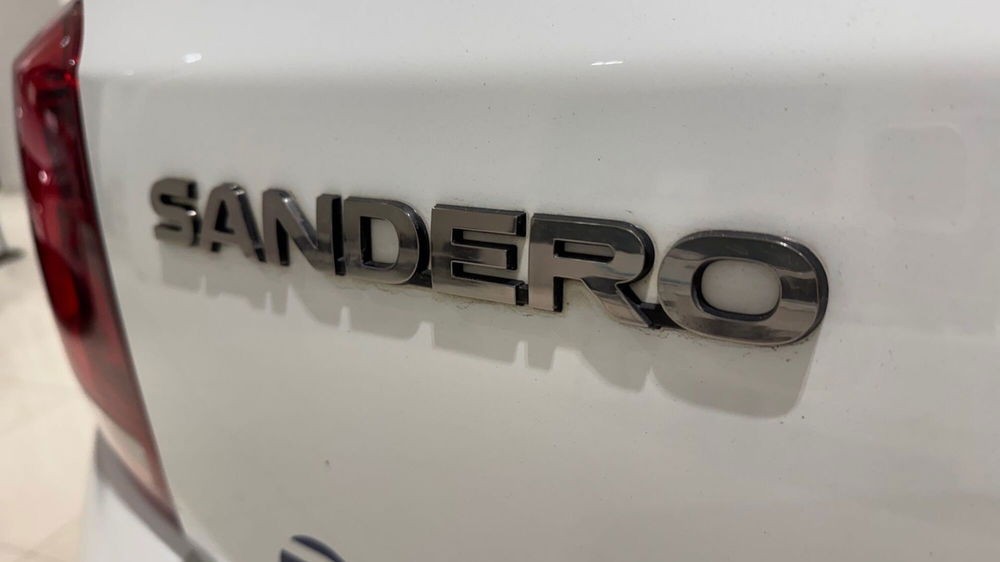 Dacia Sandero usata a Viterbo (6)