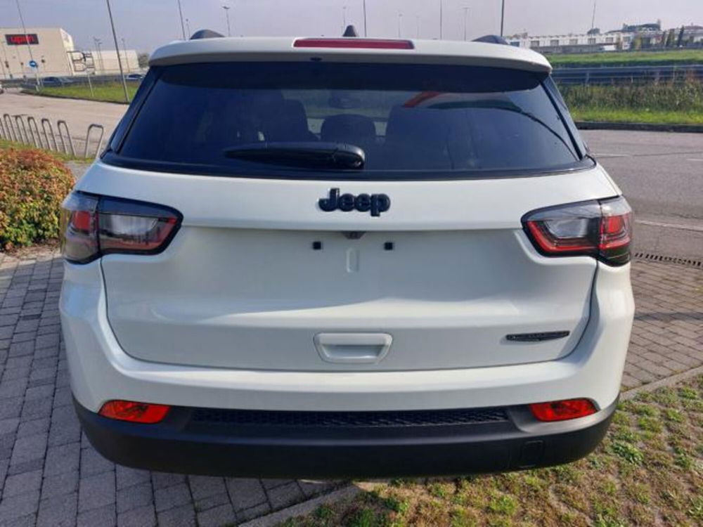 Jeep Compass nuova a Padova (7)