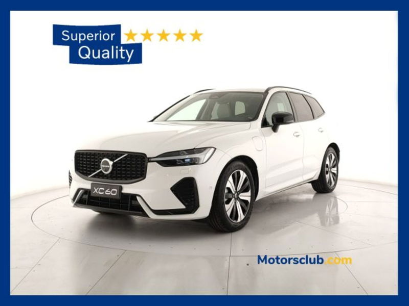 Volvo XC60 T6 Recharge AWD Plug-in Hybrid aut. Ultimate Dark nuova a Modena