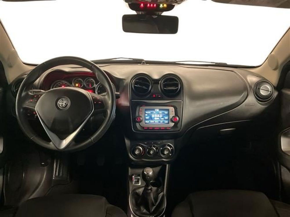 Alfa Romeo MiTo usata a Como (9)