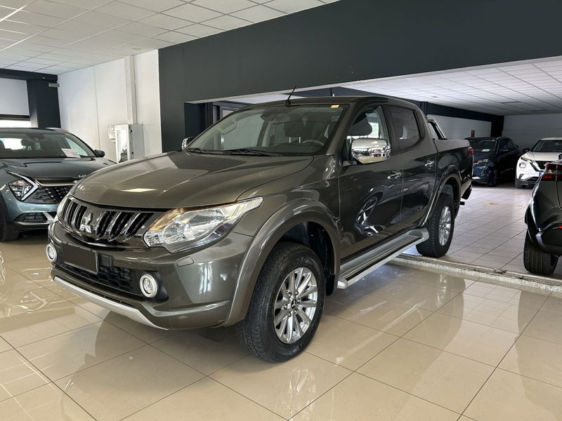 Mitsubishi L200 2.4 DI-D/154CV Double Cab Inform  del 2017 usata a Ferrara