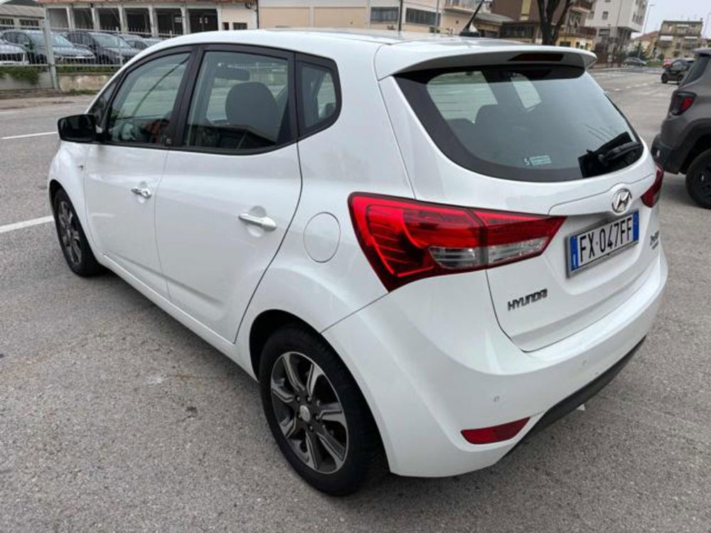 Hyundai ix20 usata a Pesaro-Urbino (5)