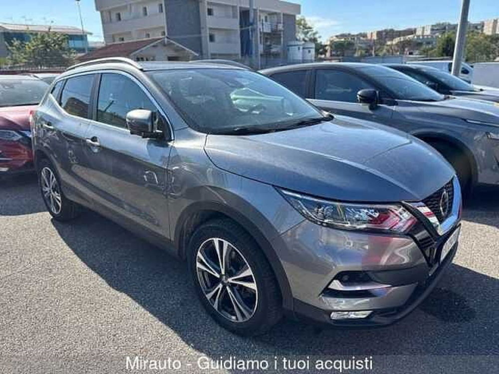 Nissan Qashqai usata a Roma