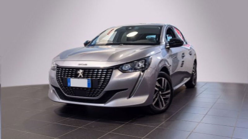 Peugeot 208 PureTech 75 Stop&amp;Start 5 porte Allure Pack  del 2022 usata a Limena